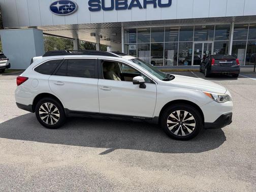 Crystal White Pearl 2015 Subaru Outback 2.5i Limited