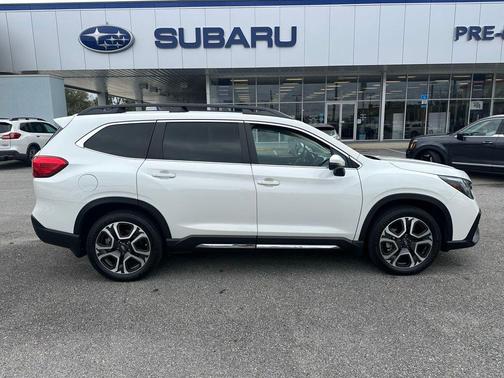 2023 Subaru Ascent Limited 8-Passenger