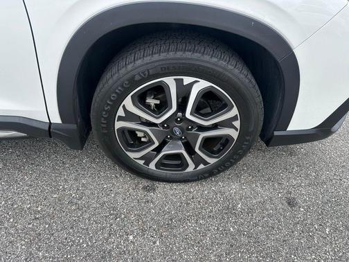 2023 Subaru Ascent Limited 8-Passenger