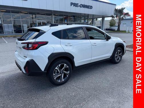 Crystal White Pearl 2026 Subaru Crosstrek Premium