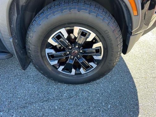 2022 Nissan Frontier PRO-X