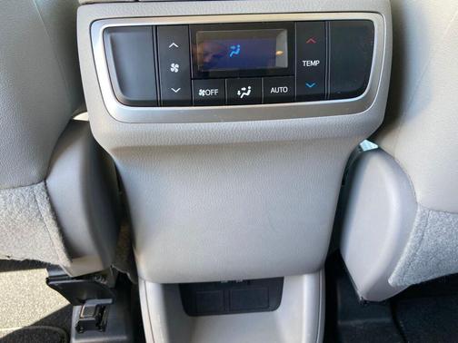 2019 Toyota Highlander LE Plus