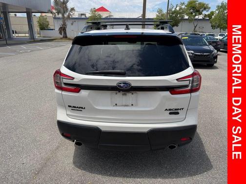 Crystal White Pearl 2023 Subaru Ascent Onyx Edition Limited 7-Passenger
