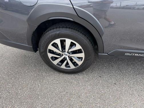 Magnetite Gray Metallic 2024 Subaru Outback Premium