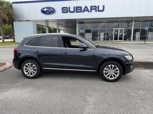 Moonlight Blue Metallic 2017 Audi Q5 2.0T Premium