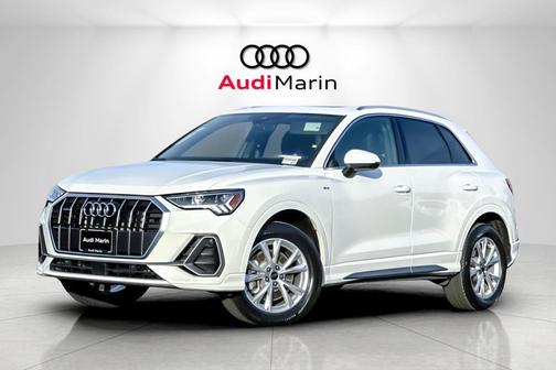2024 Audi Q3 Premium 45 TFSI S line quattro Tiptronic
