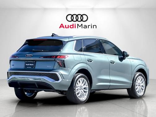 Sage Green Metallic 2026 Audi Q3 TFSI quattro S tronic