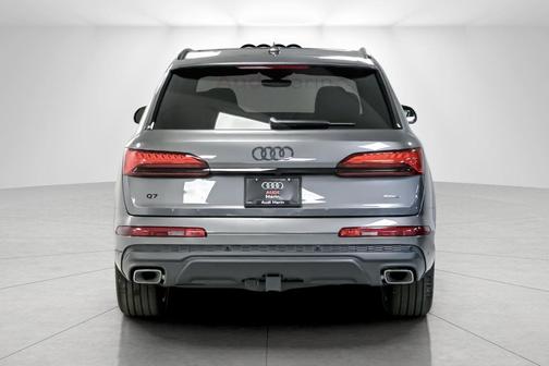 2026 Audi Q7 55 Premium Plus