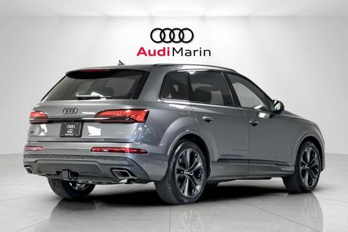 2026 Audi Q7 55 Premium Plus