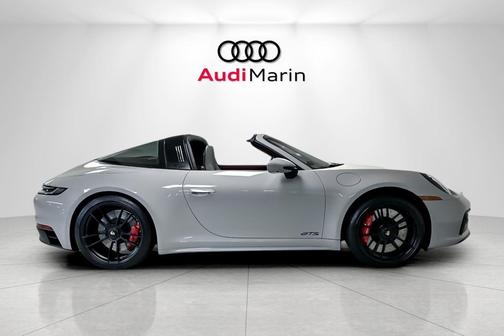 2022 Porsche 911 Targa 4 GTS