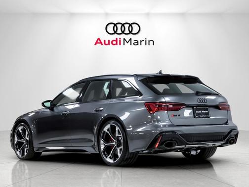 Daytona Gray Pearl Effect 2025 Audi RS 6 Avant 4.0T