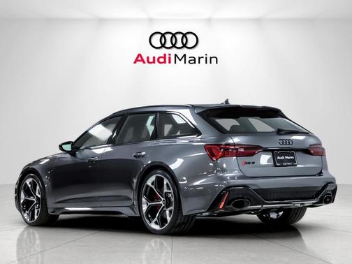 Daytona Gray Pearl Effect 2025 Audi RS 6 Avant 4.0T