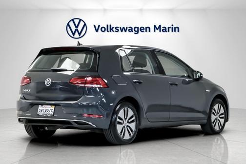 2019 Volkswagen e-Golf SE