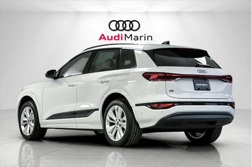 2025 Audi Q6 e-tron Premium