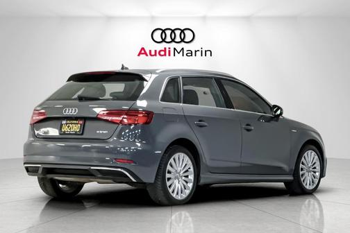 2017 Audi A3 e-tron 1.4T Premium