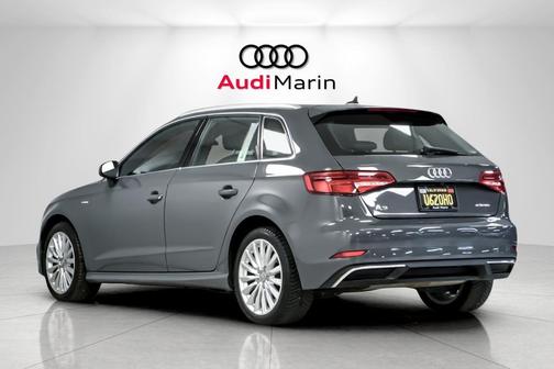 2017 Audi A3 e-tron 1.4T Premium