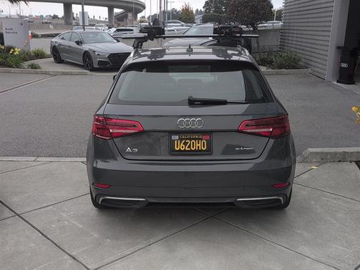 2017 Audi A3 e-tron 1.4T Premium