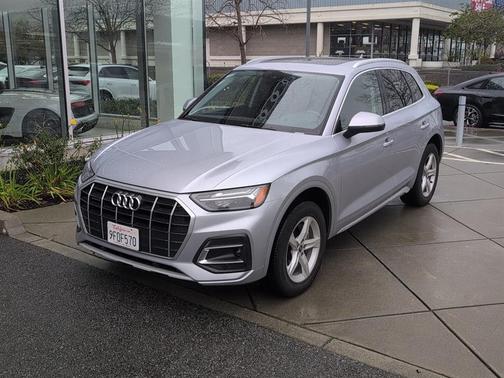 2023 Audi Q5 40 Premium