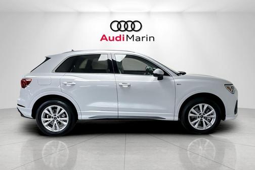 2025 Audi Q3 45 S line Premium Plus