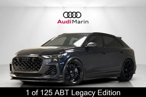 Waitomo Blue Metallic 2025 Audi RS Q8 4.0T