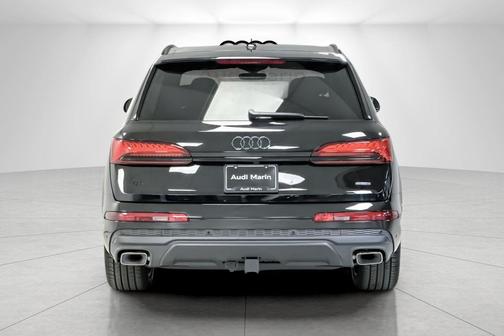 2026 Audi Q7 55 Premium Plus