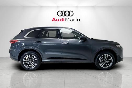 2025 Audi Q5 Premium Plus TFSI quattro S tronic