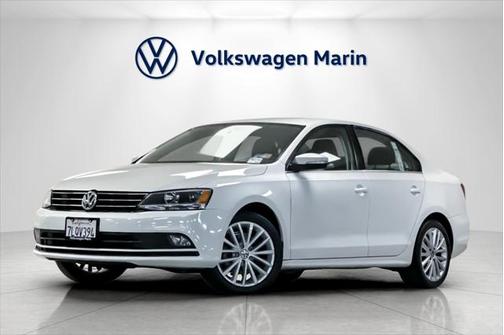 2015 Volkswagen Jetta Auto SE w/Connectivity/Navigation