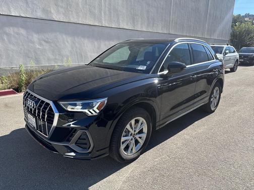 2025 Audi Q3 45 S line Premium Plus