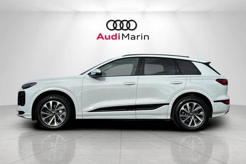 2025 Audi Q6 e-tron Premium Plus quattro