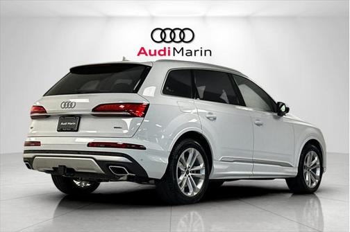 2025 Audi Q7 55 Prestige