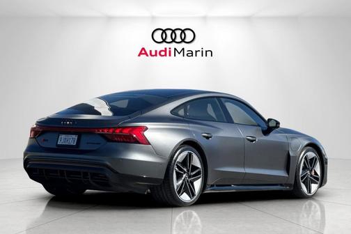 2023 Audi RS e-tron GT quattro