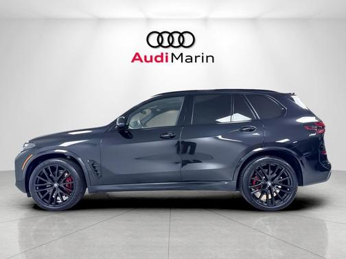 Black Sapphire Metallic 2024 BMW X5 xDrive40i