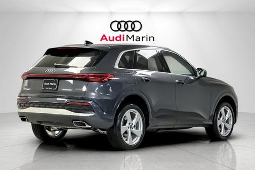 2025 Audi Q5 Premium Plus TFSI quattro S tronic