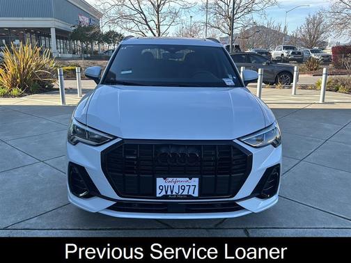 2025 Audi Q3 Premium 45 TFSI S line quattro Tiptronic