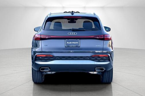 2025 Audi Q5 Premium TFSI quattro S tronic
