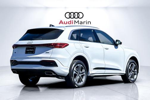 2025 Audi Q5 Premium Plus TFSI quattro S tronic