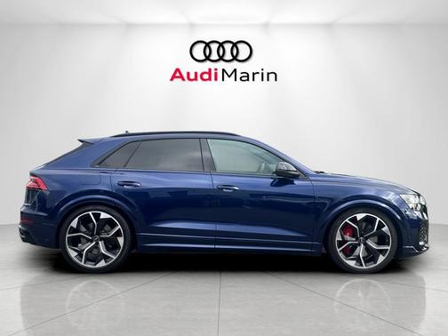 2023 Audi RS Q8 4.0T