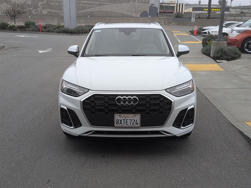 2021 Audi Q5 Premium Plus 55 TFSI e quattro S tronic