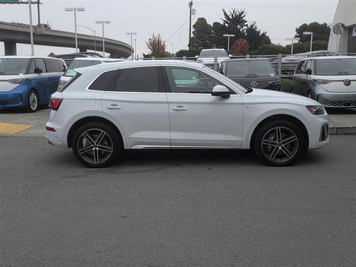 2021 Audi Q5 Premium Plus 55 TFSI e quattro S tronic