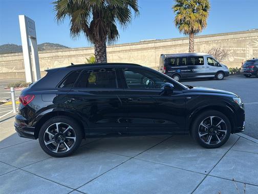 2025 Audi Q3 45 S line Premium Plus