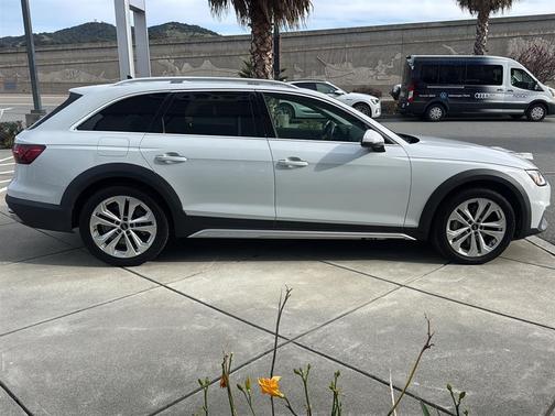 2023 Audi A4 allroad 45 Premium Plus
