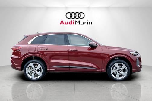 2025 Audi Q5 Premium Plus TFSI quattro S tronic
