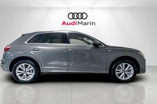 2025 Audi Q3 45 S line Premium Plus