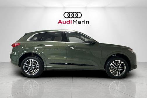 2025 Audi Q5 Premium Plus TFSI quattro S tronic