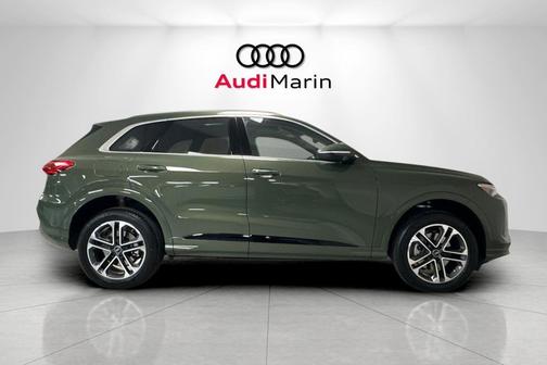 2025 Audi Q5 Premium Plus TFSI quattro S tronic