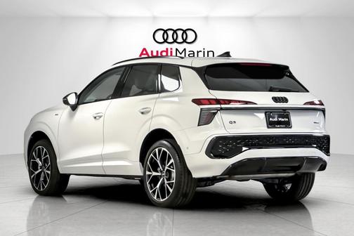 2026 Audi Q3 S line