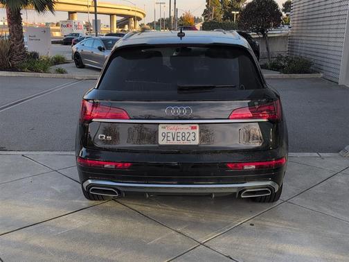 2023 Audi Q5 e 55 S line Premium Plus