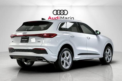 2025 Audi Q5 Premium Plus TFSI quattro S tronic