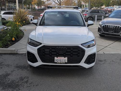 2023 Audi Q5 45 S line Prestige