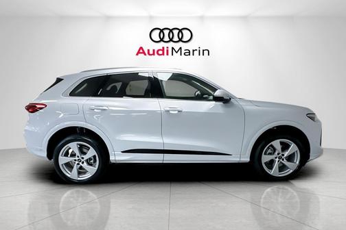 2025 Audi Q5 Premium Plus TFSI quattro S tronic